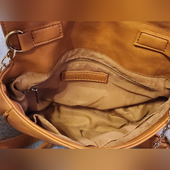 Under One Sky O-Ring Crossbody Bag EUC - Picture 6 of 7